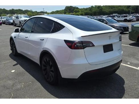 Used 2022 Tesla Model Y Performance AWD/4WD image 4