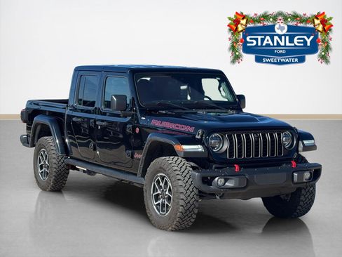Used 2024 Jeep Gladiator Rubicon image 1