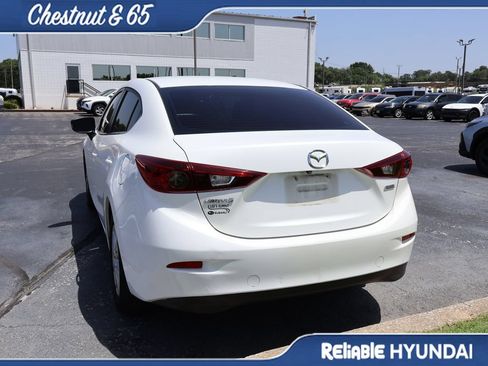 Used 2016 MAZDA MAZDA3 i Sport w/ Preferred Equipment Package FWD image 16