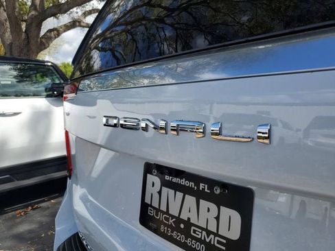 New 2026 GMC Yukon XL Denali w/ Sun & Power Step Package image 9