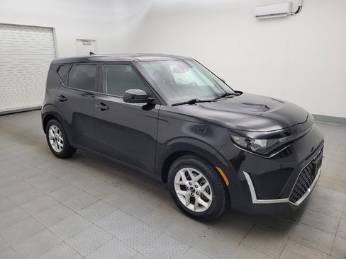 Used 2023 Kia Soul S image 11