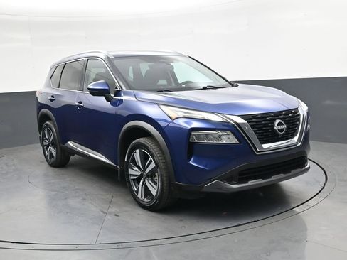 Used 2023 Nissan Rogue SL FWD image 1