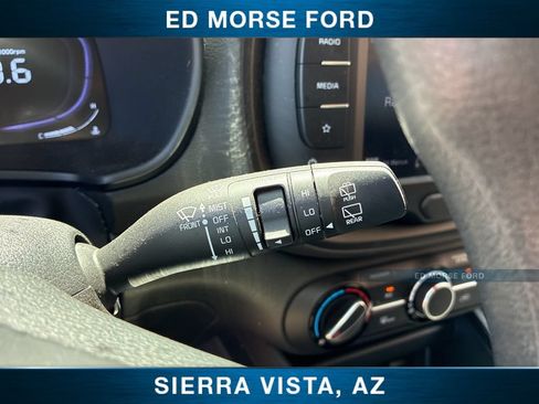 Used 2025 Kia Soul LX FWD image 27