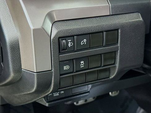 Certified 2024 Toyota Tacoma TRD Sport AWD/4WD image 19
