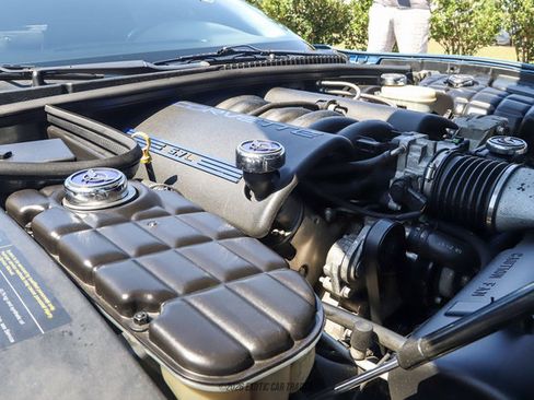 Used 1998 Chevrolet Corvette Coupe w/ Roof Pkg RWD image 34