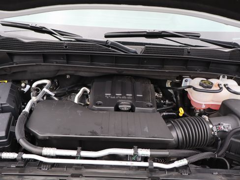 Used 2025 GMC Sierra 1500 Elevation image 37