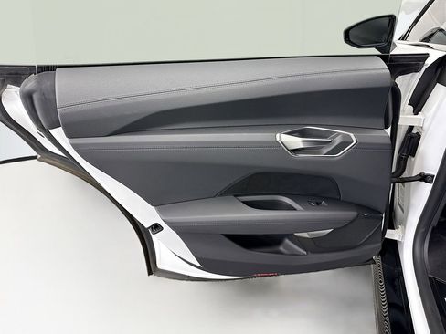 Certified 2024 Audi e-tron GT Premium Plus image 25