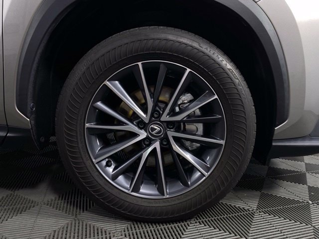 Used 2024 Lexus NX 250 FWD w/ Towing Package (2000 Lbs) image 12