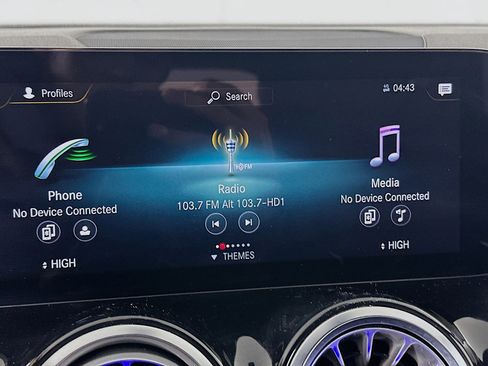 Used 2023 Mercedes-Benz GLB 250 GLB 250 image 21