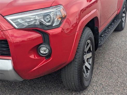 Used 2024 Toyota 4Runner TRD Off-Road Premium image 9