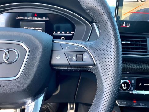 Used 2025 Audi SQ5 Premium Plus image 23