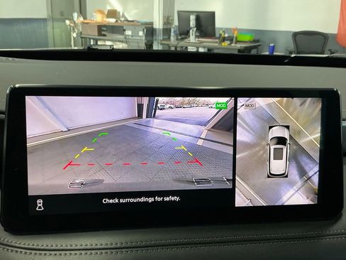 Used 2025 INFINITI QX60 Luxe w/ Vision Package image 10