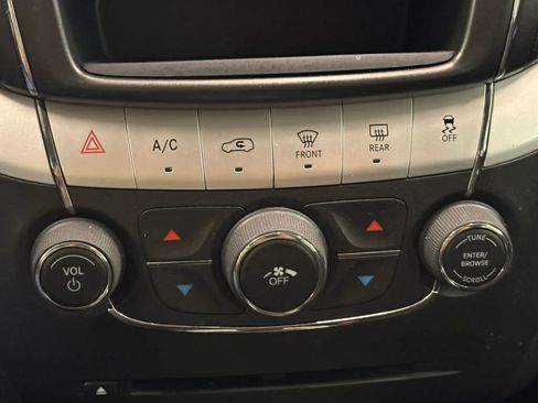 Used 2019 Dodge Journey SE w/ Connectivity Group AWD/4WD image 44