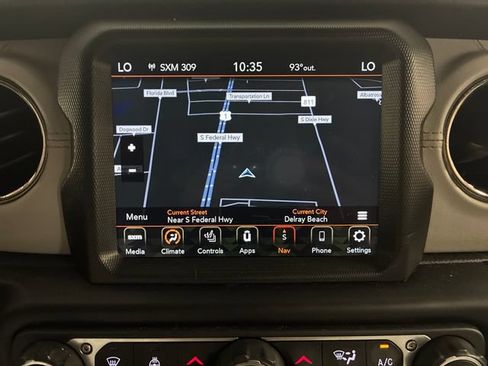 Used 2021 Jeep Wrangler Unlimited Sahara AWD/4WD image 20