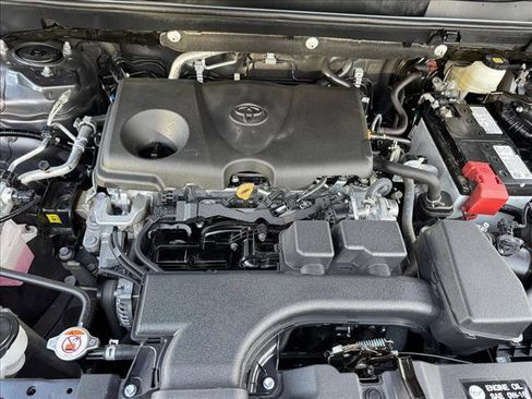 Used 2024 Toyota RAV4 LE AWD/4WD image 21