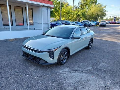 Used 2025 Kia K4 LXS FWD image 4