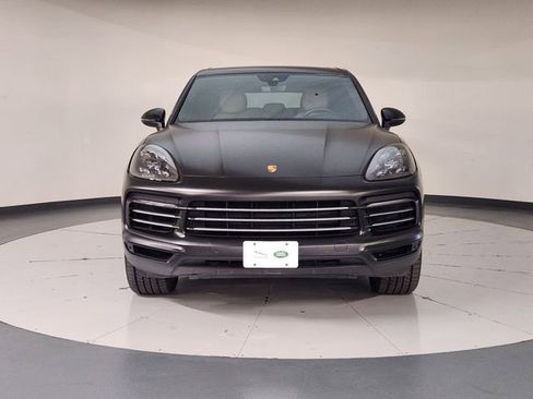 Used 2021 Porsche Cayenne AWD/4WD image 9