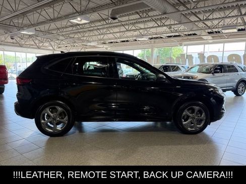 Used 2024 Ford Escape ST-Line w/ Tech Pack #1 AWD/4WD image 10