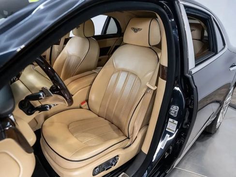 Used 2011 Bentley Mulsanne RWD image 3