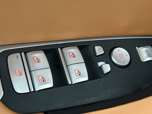 Used 2023 BMW X3 sDrive30i w/ Premium Package image 13