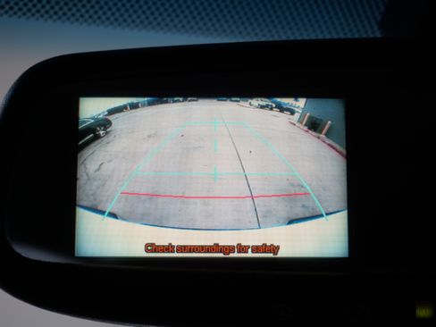 Used 2012 Toyota Tacoma PreRunner image 15