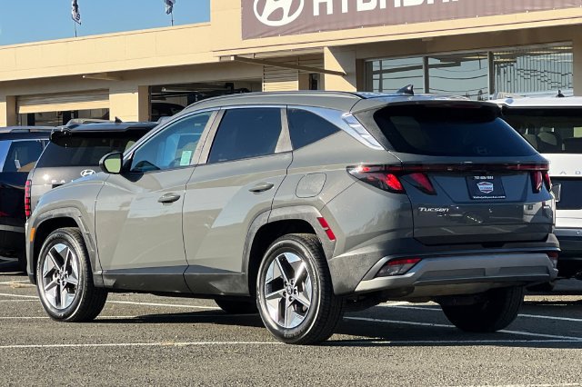 Used 2025 Hyundai Tucson SEL AWD/4WD image 8