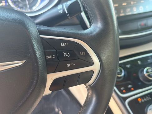 Used 2015 Chrysler 200 Limited w/ Convenience Group FWD image 24