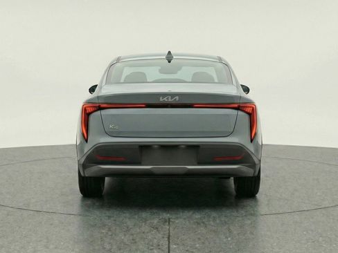 Used 2025 Kia K4 LXS FWD image 7