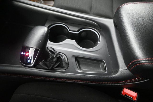 Used 2025 Dodge Durango GT AWD/4WD image 18