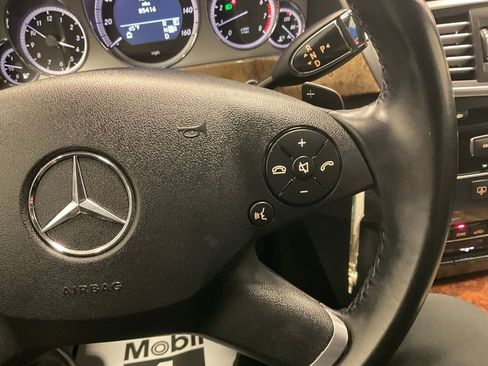 Used 2011 Mercedes-Benz E 350 4MATIC Sedan image 19