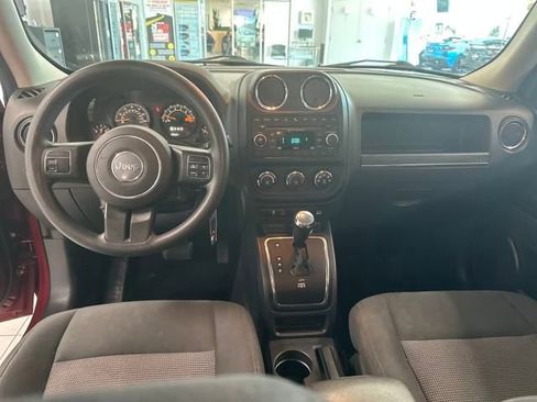 Used 2015 Jeep Patriot Sport w/ Power Value Group FWD image 19
