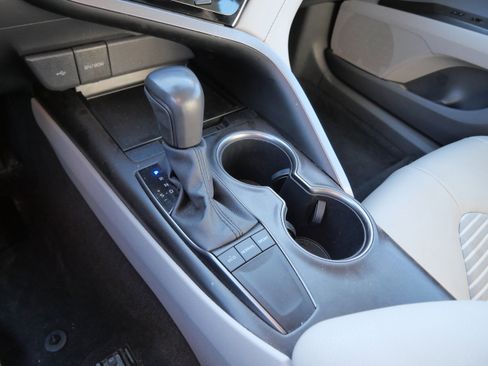 Certified 2024 Toyota Camry SE FWD image 25