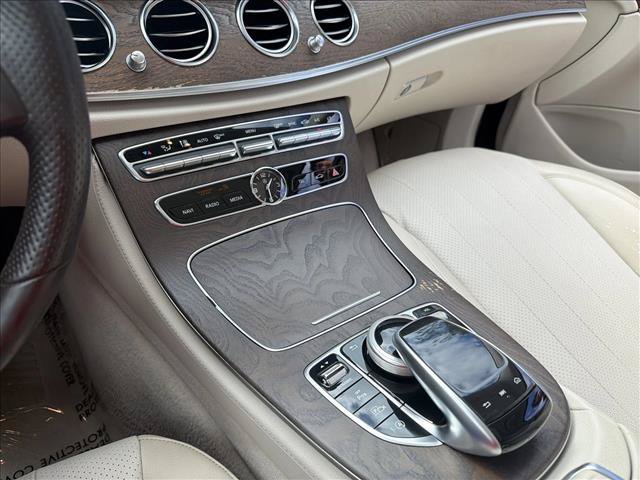 Used 2018 Mercedes-Benz E 300 4MATIC image 21
