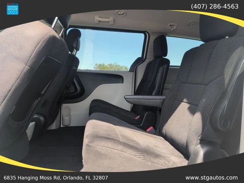 Used 2013 Dodge Grand Caravan SXT w/ Rear Park Assist Pkg image 15