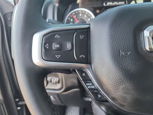 Used 2025 RAM 1500 Big Horn AWD/4WD image 28