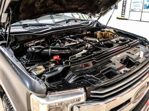 Used 2018 Ford F250 Lariat w/ Lariat Value Package image 43