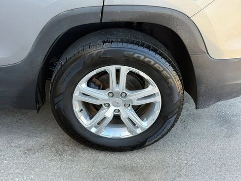 Used 2018 GMC Terrain SLE image 37