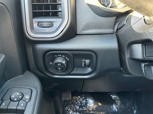 New 2026 RAM 3500 Tradesman AWD/4WD image 25