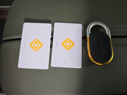 Used 2023 Rivian R1T Adventure image 29