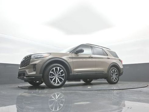 New 2026 Ford Explorer ST-Line AWD/4WD image 36