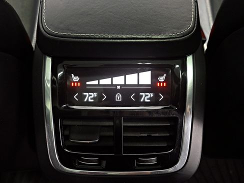 Used 2019 Volvo XC90 T6 R-Design w/ Advanced Package AWD/4WD image 31