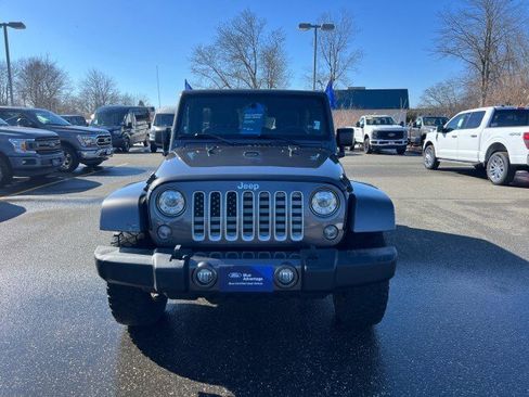 Used 2017 Jeep Wrangler Unlimited Sahara w/ Dual Top Group image 22