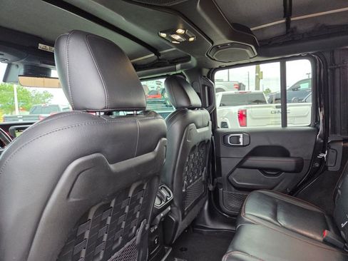 Used 2021 Jeep Wrangler Unlimited Rubicon AWD/4WD image 23
