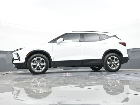 Used 2023 Chevrolet Blazer LT image 50