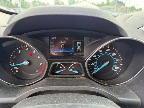 Used 2016 Ford Escape SE w/ SE Chrome Package AWD/4WD image 11