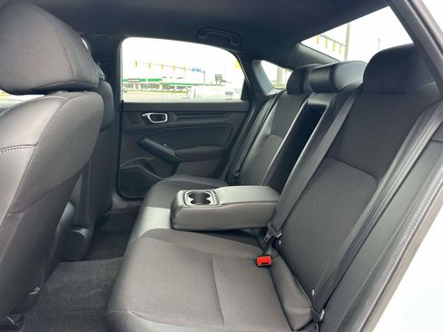 Used 2025 Honda Civic Sport image 13