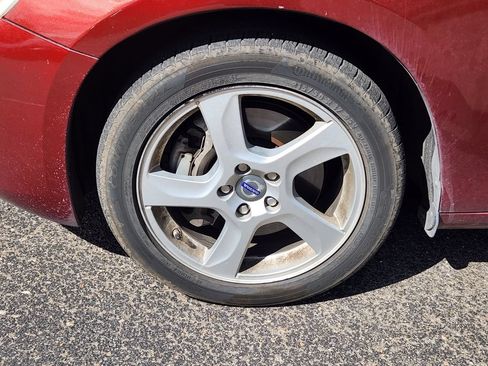 Used 2013 Volvo S60 T5 AWD/4WD image 9