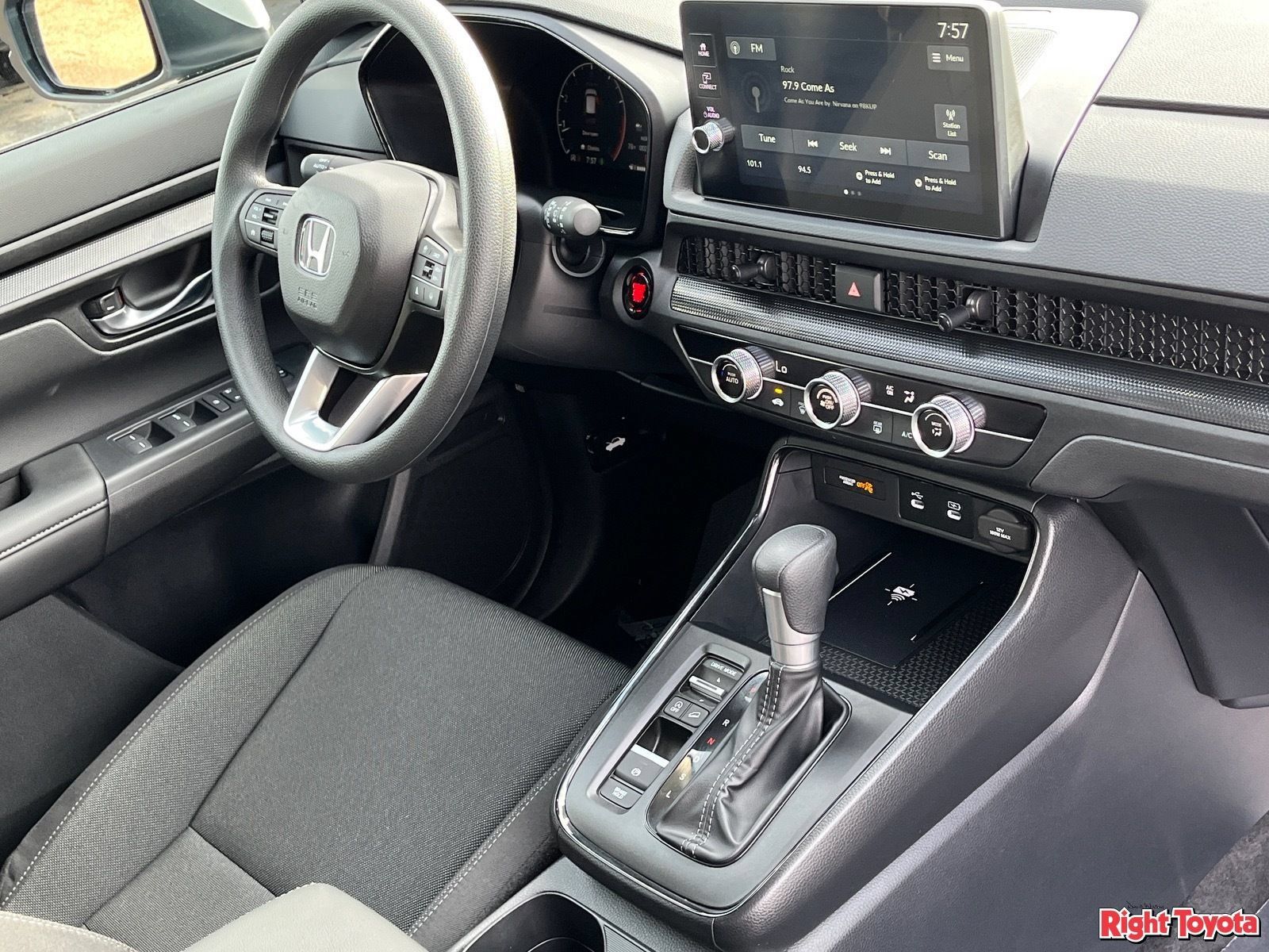 Used 2026 Honda CR-V LX image 12