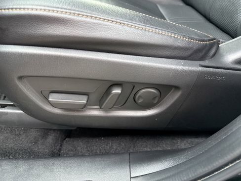 Used 2025 MAZDA CX-90 3.3 Turbo w/ Preferred Package AWD/4WD image 14