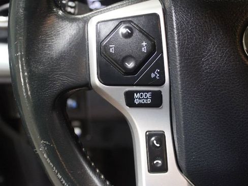Used 2018 Toyota Tundra Platinum AWD/4WD image 34